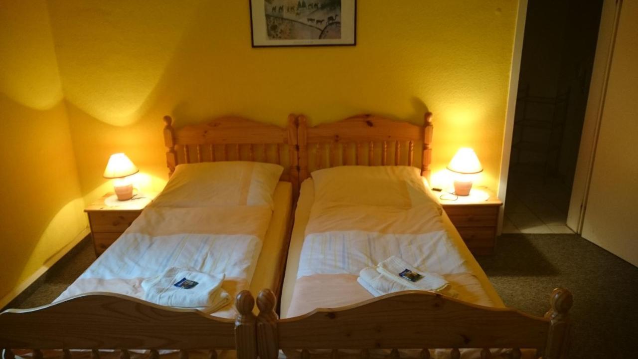 Gaststaette Und Pension Felsenthal Tabarz Exterior foto