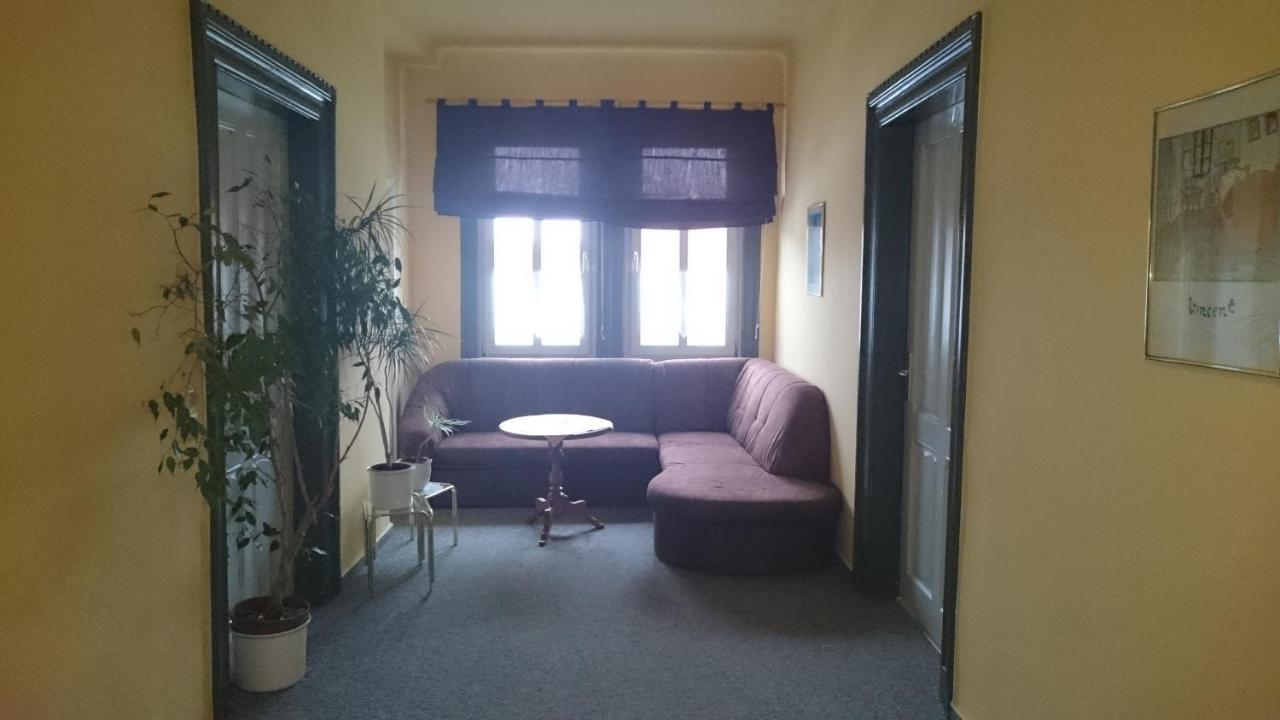 Gaststaette Und Pension Felsenthal Tabarz Exterior foto